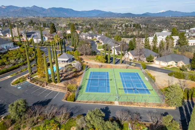 $639,000 | 1025 Chardonnay Walk, Redding, CA 96001