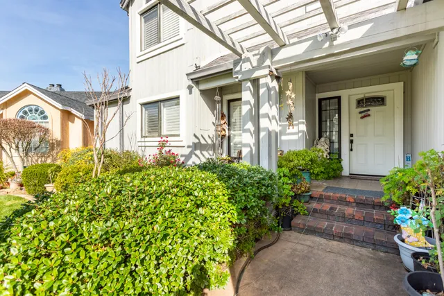 $639,000 | 1025 Chardonnay Walk, Redding, CA 96001