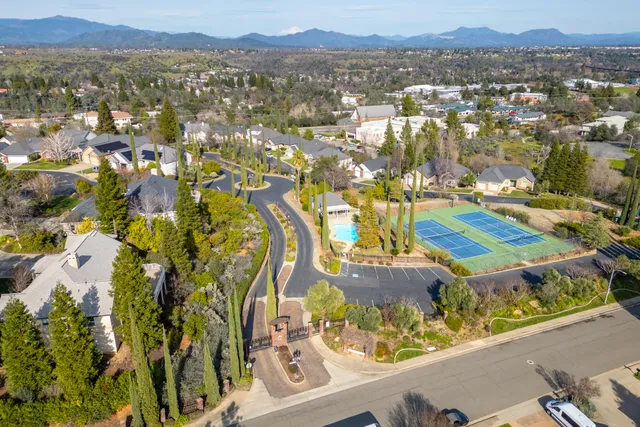 $639,000 | 1025 Chardonnay Walk, Redding, CA 96001
