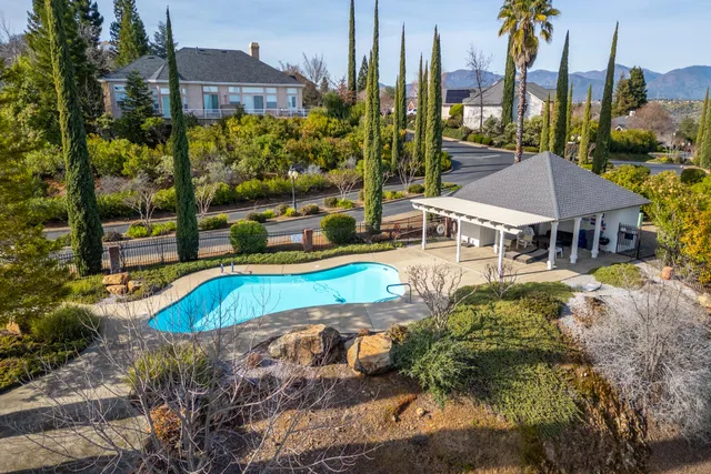 $639,000 | 1025 Chardonnay Walk, Redding, CA 96001