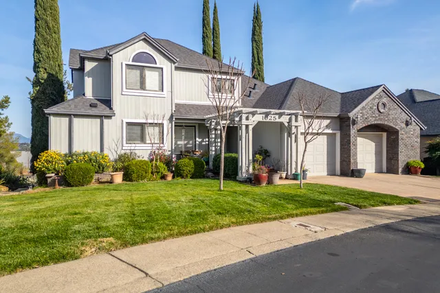$639,000 | 1025 Chardonnay Walk, Redding, CA 96001