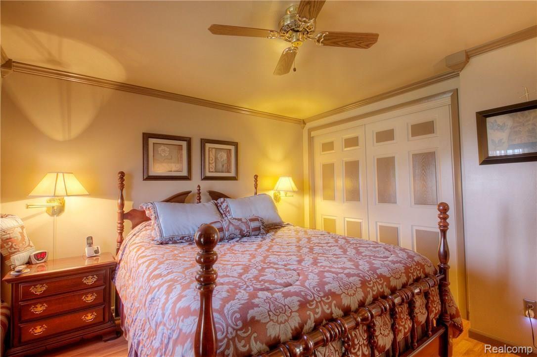 44101 Warren Road Canton, MI 48187 - Photo 21 of 34 24 MB.jpg