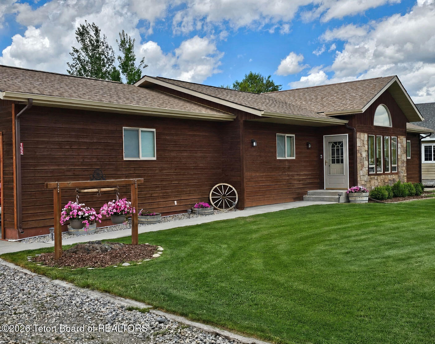 158 Holly Drive Star Valley Ranch, WY 83127 - Photo 1 of 25 1000025424
