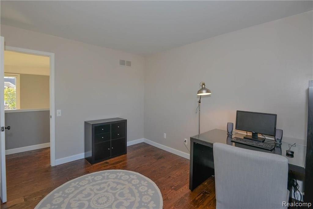 1708 Grandview Drive Rochester Hills, MI 48306 - Photo 36 of 39