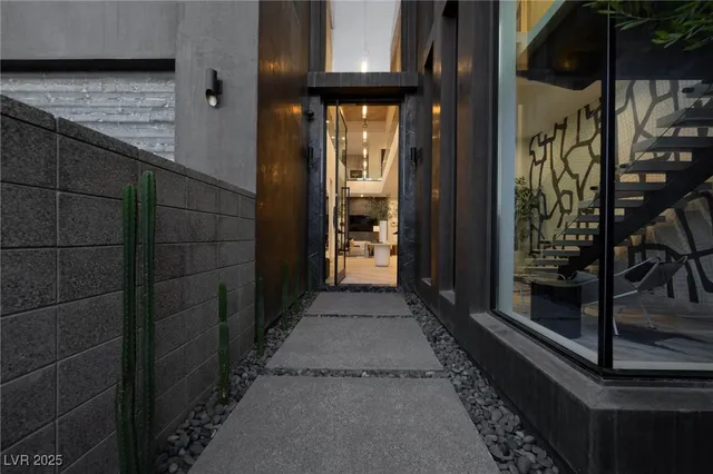 $8,995,000 | 11 Night Song Way, Las Vegas, NV 89135