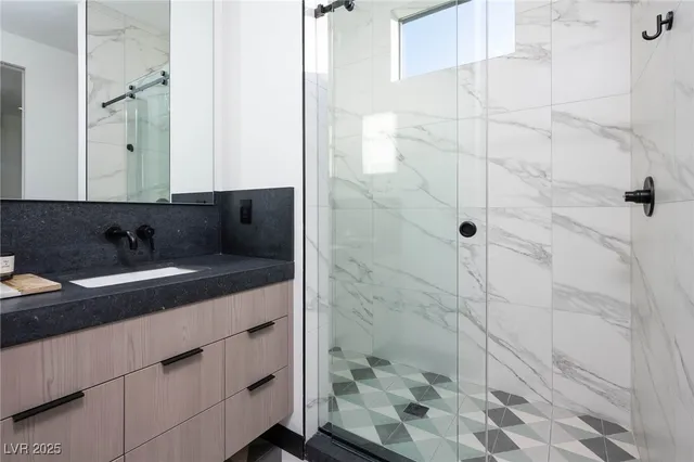 $8,995,000 | 11 Night Song Way, Las Vegas, NV 89135