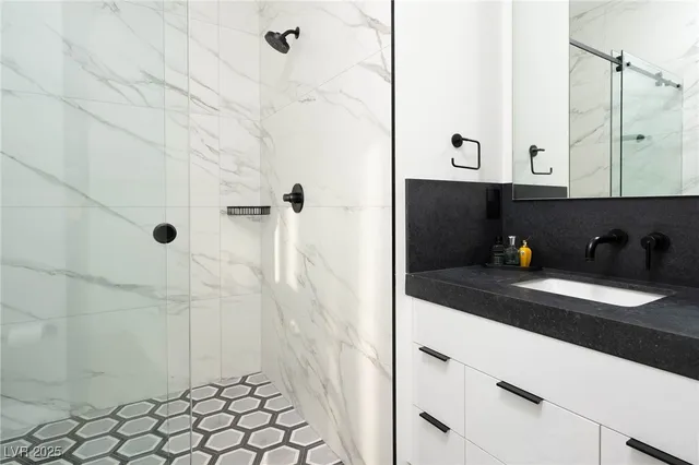 $8,995,000 | 11 Night Song Way, Las Vegas, NV 89135