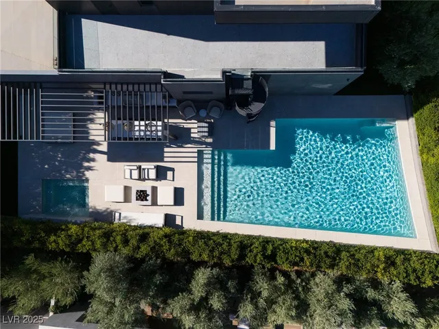 $8,995,000 | 11 Night Song Way, Las Vegas, NV 89135