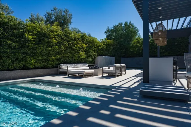 $8,995,000 | 11 Night Song Way, Las Vegas, NV 89135