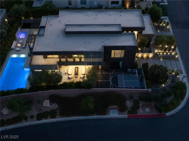 $8,995,000 | 11 Night Song Way, Las Vegas, NV 89135