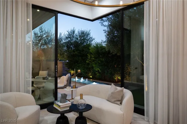 $8,995,000 | 11 Night Song Way, Las Vegas, NV 89135