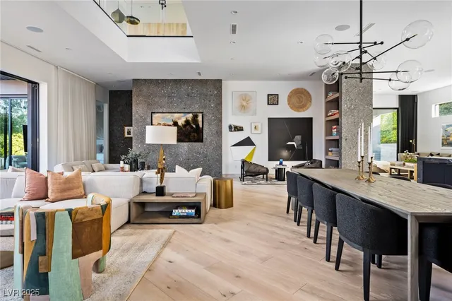 $8,995,000 | 11 Night Song Way, Las Vegas, NV 89135