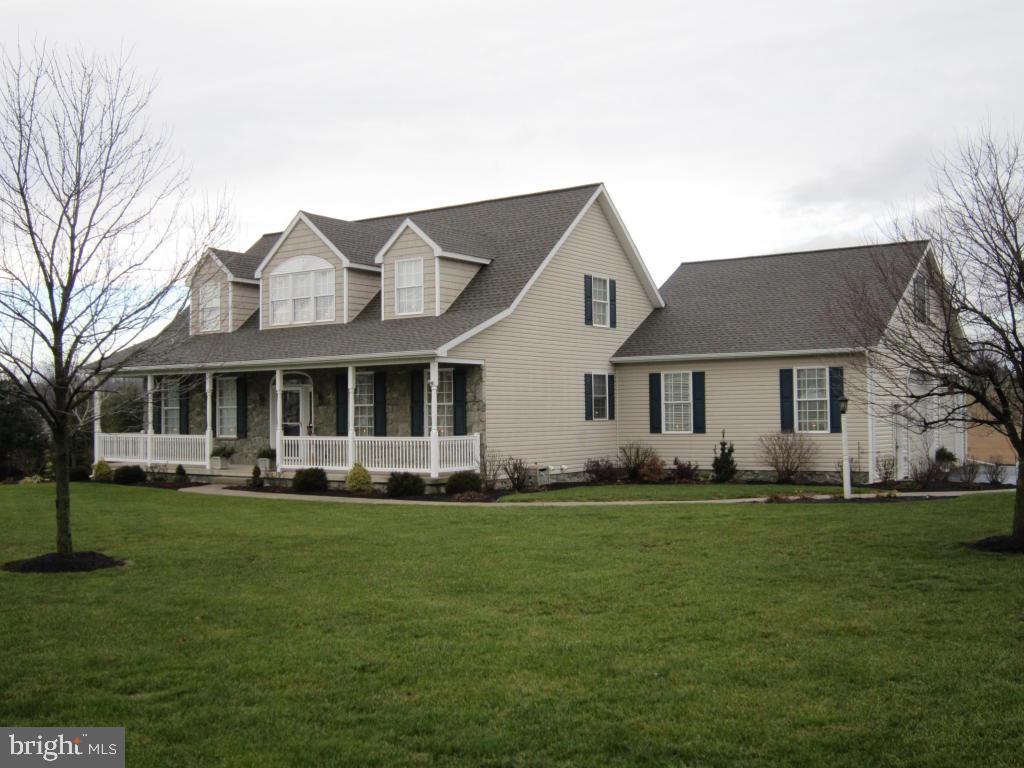 3570 Mount Joy Road Manheim, PA 17545 - Photo 1 of 34