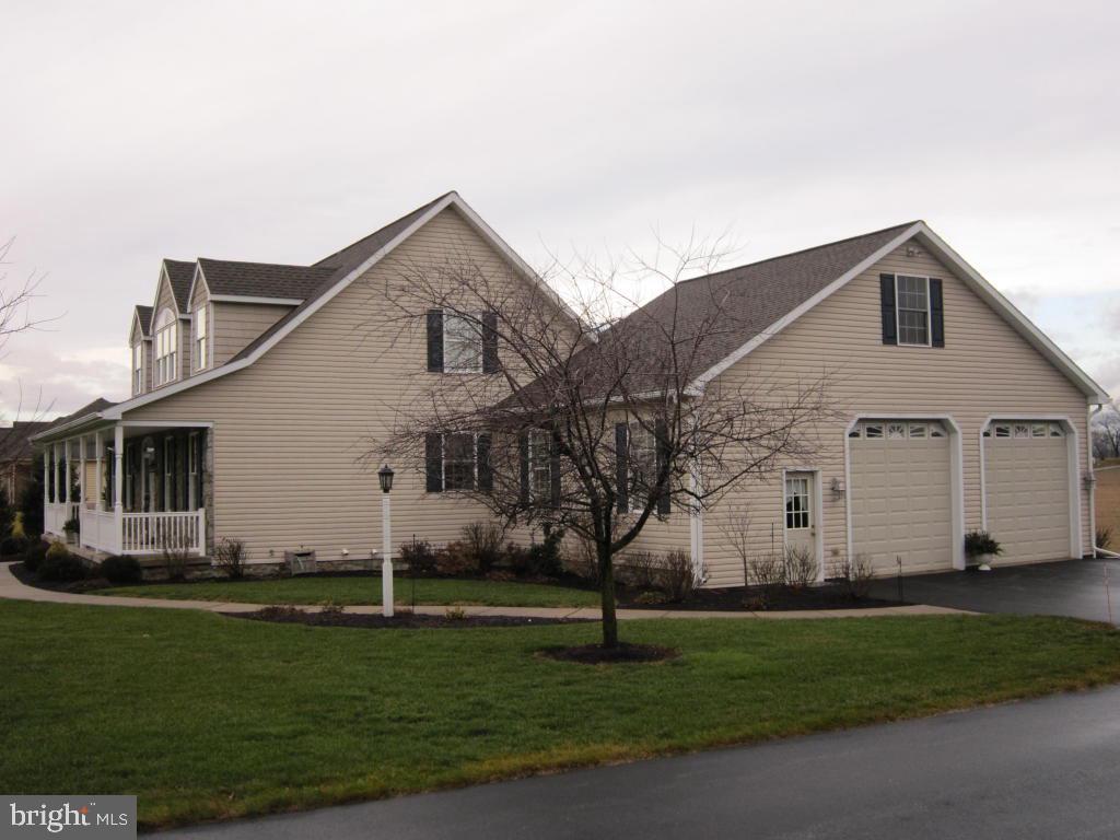 3570 Mount Joy Road Manheim, PA 17545 - Photo 3 of 34