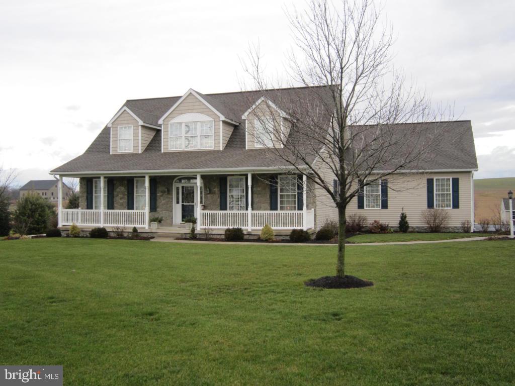 3570 Mount Joy Road Manheim, PA 17545 - Photo 4 of 34