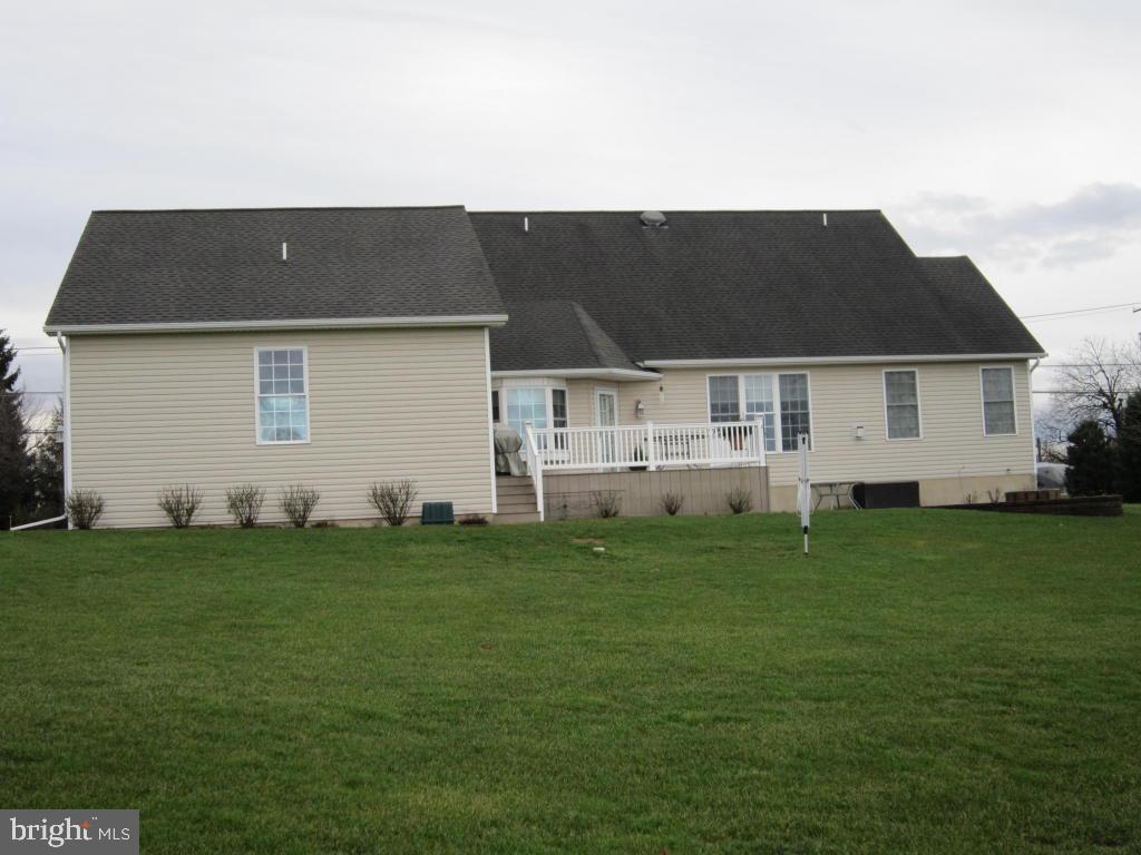 3570 Mount Joy Road Manheim, PA 17545 - Photo 7 of 34