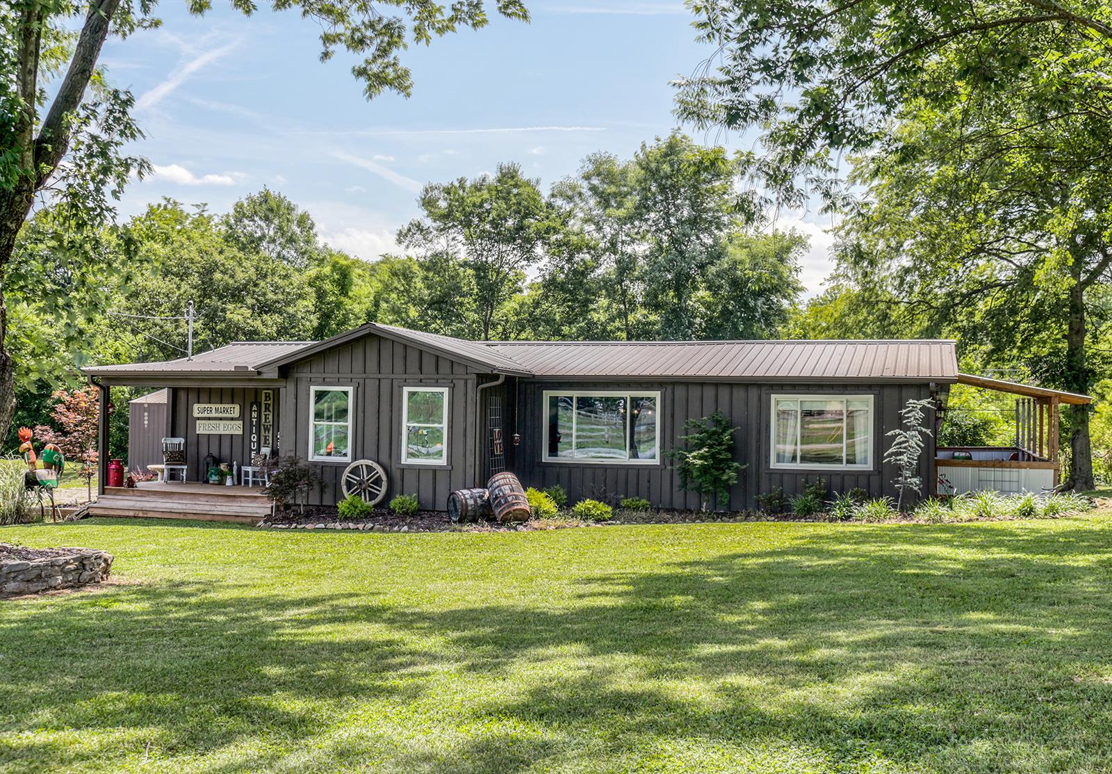 444 Canaan Road Columbia, TN 38401 - Photo 1 of 30 Totally Remodeled from the ground up!!