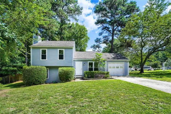 $350,000 | 2635 Meadow Bend Court Northwest, Duluth, GA 30096