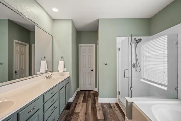 $575,000 | 5835 Pinelake Crossing Drive, Spring, TX 77379