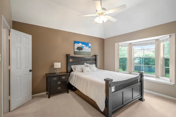 $575,000 | 5835 Pinelake Crossing Drive, Spring, TX 77379