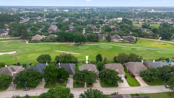 $575,000 | 5835 Pinelake Crossing Drive, Spring, TX 77379