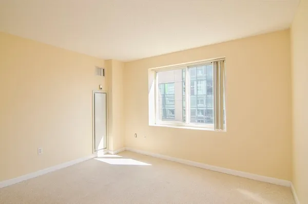 $4,500 | 10 Museum Way, Unit 1221, Cambridge, MA 02141