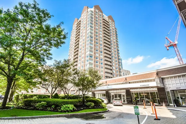 $4,500 | 10 Museum Way, Unit 1221, Cambridge, MA 02141