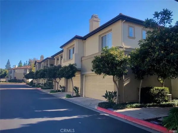 $1,218,000 | 921 Somerville, Irvine, CA 92620