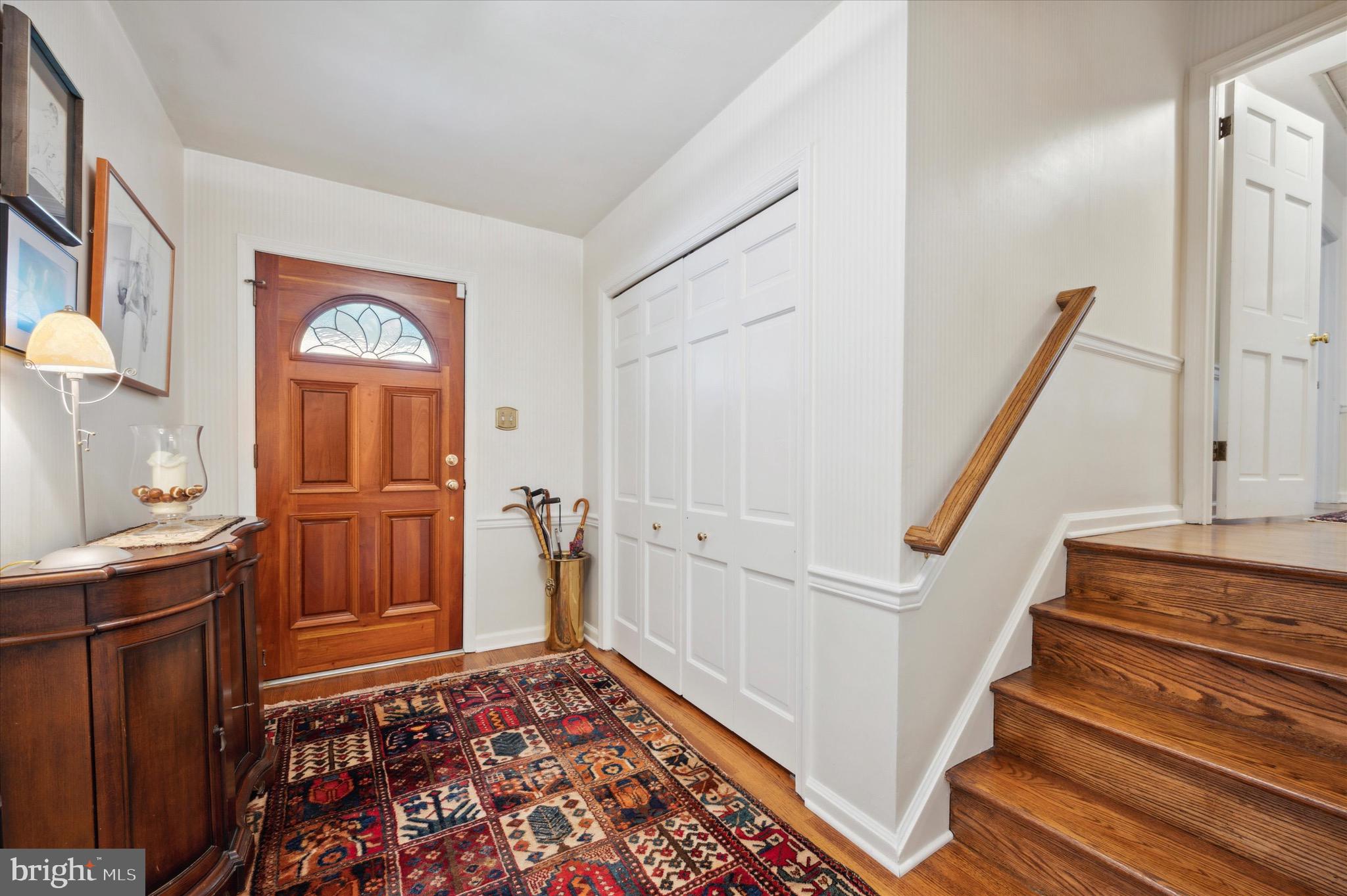 6 Oakford Road Wayne, PA 19087 - Photo 5 of 31 Foyer