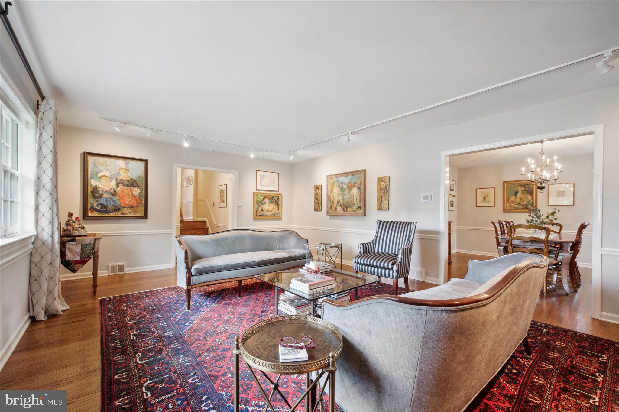 6 Oakford Road Wayne, PA 19087 - Photo 7 of 31 Living Room