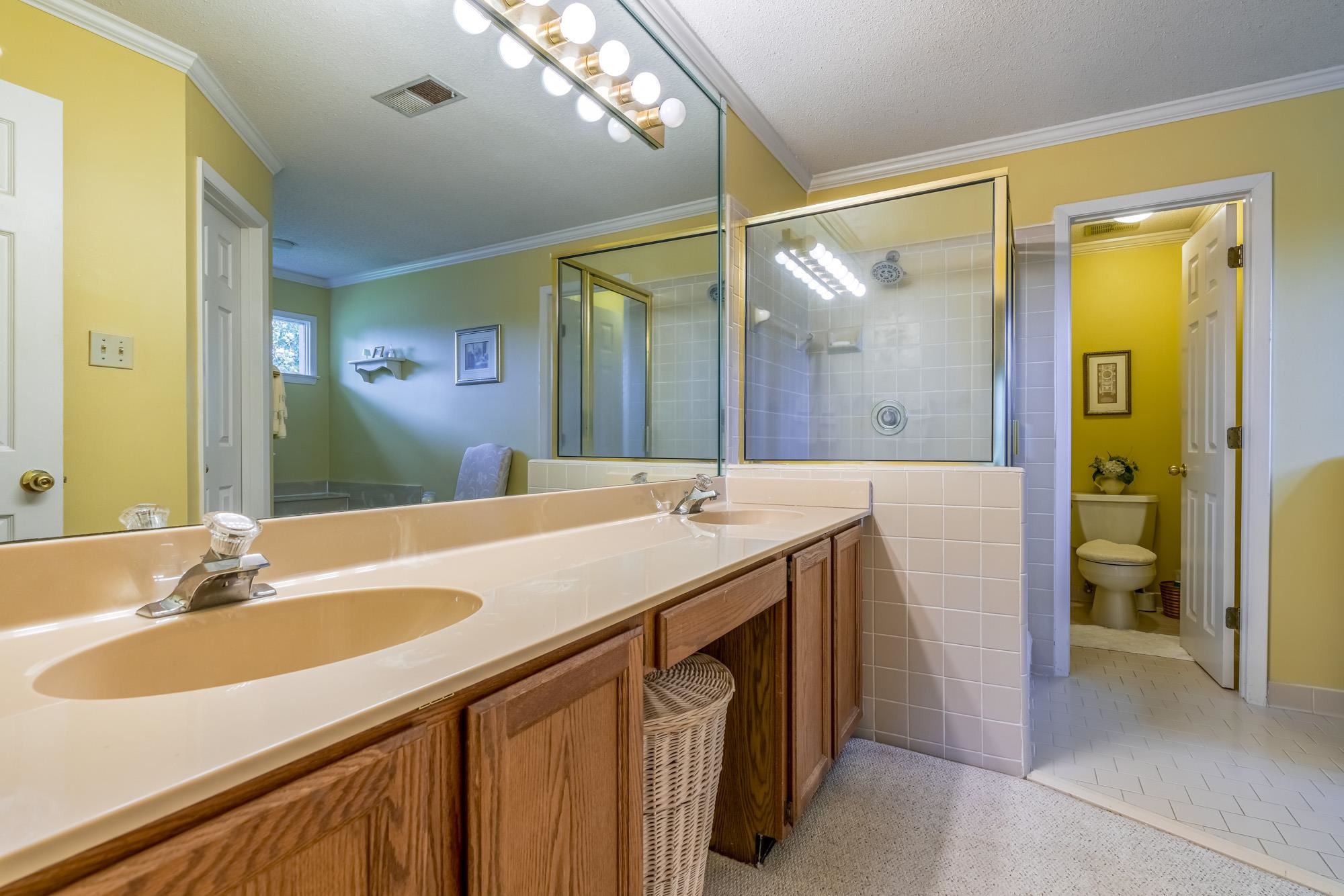 1886 Allenby Road Germantown, TN 38139 - Photo 18 of 25 Gallery Image 18