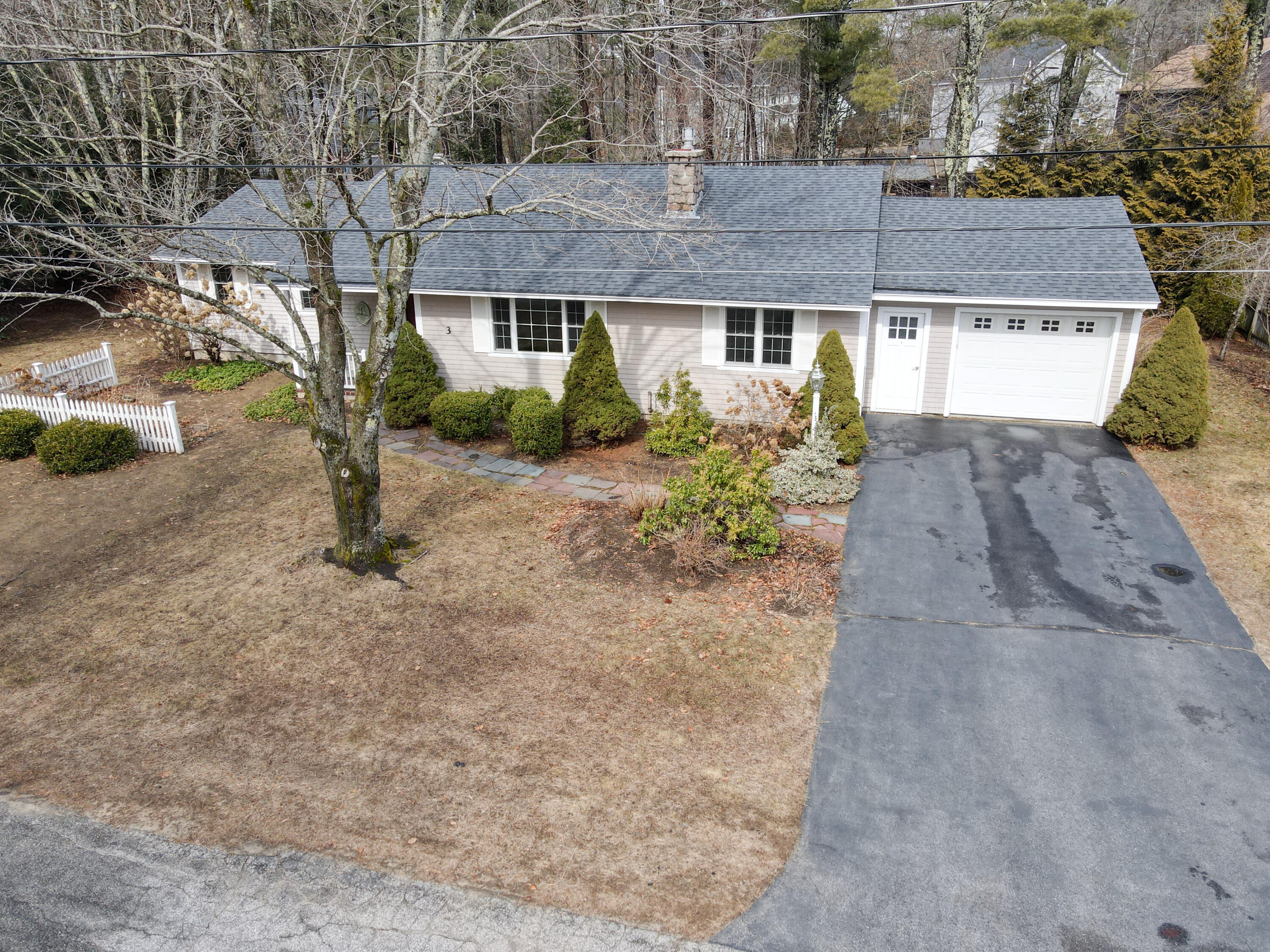 3 Oak Bluff Road Kennebunk, ME 04043 - Photo 5 of 41 Outside