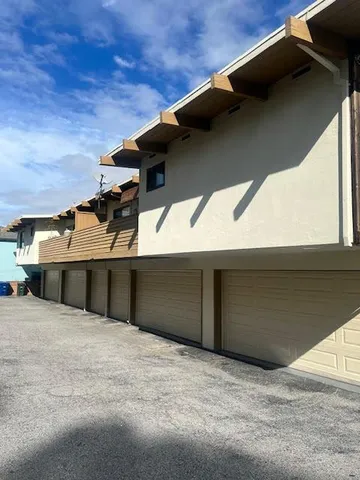 a view of a garage