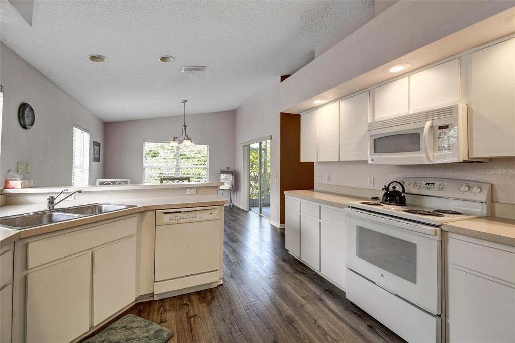 5085 Plumosa Street Spring Hill, FL 34607 - Photo 13 of 33