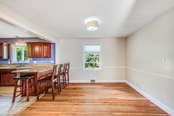 9 Wilder Road Shrewsbury, MA 01545 - Photo 8 of 22 Gallery Image 8