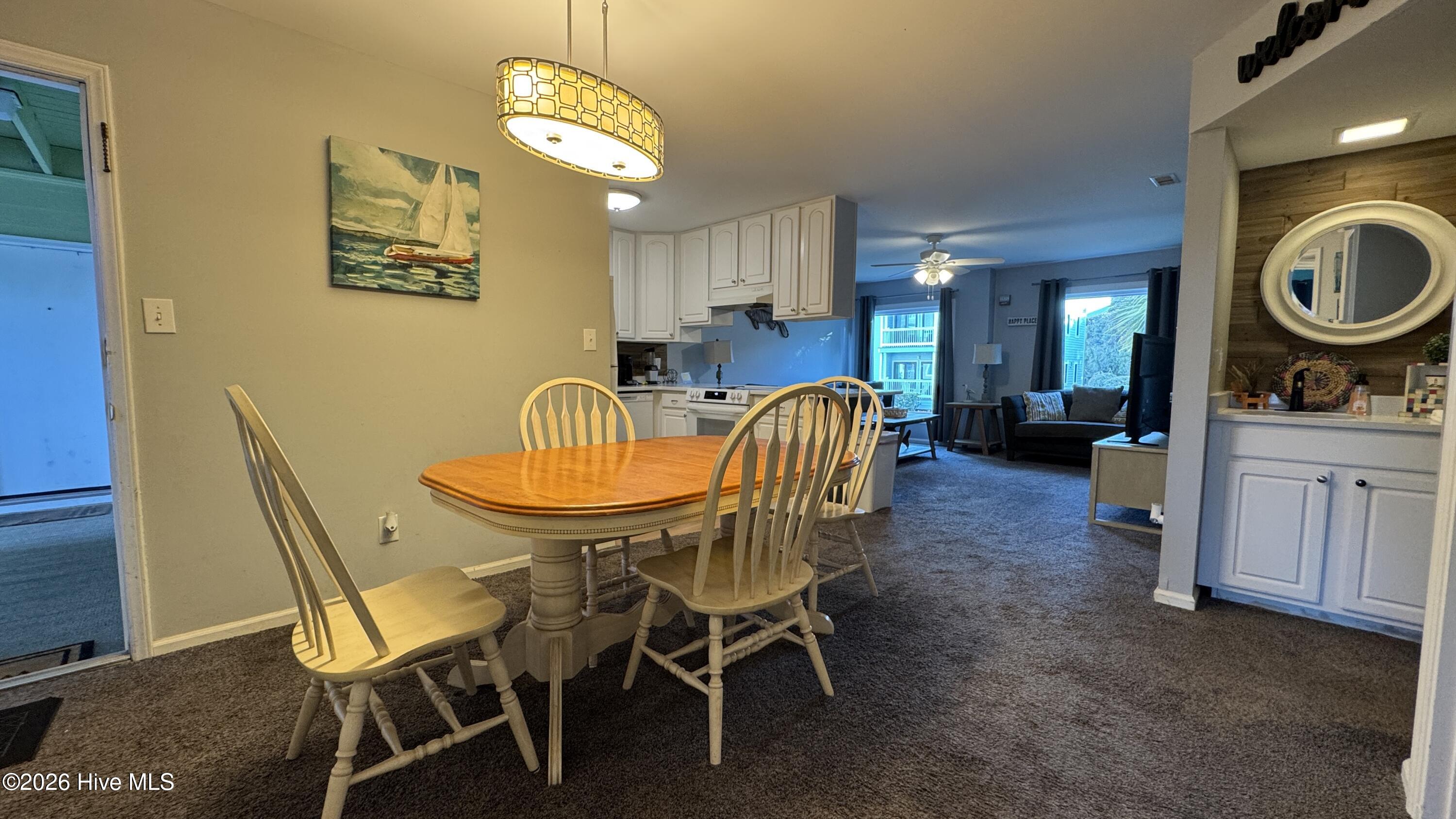9201 Coast Guard Road, Unit E101 Emerald Isle, NC 28594 - Photo 18 of 50 dining