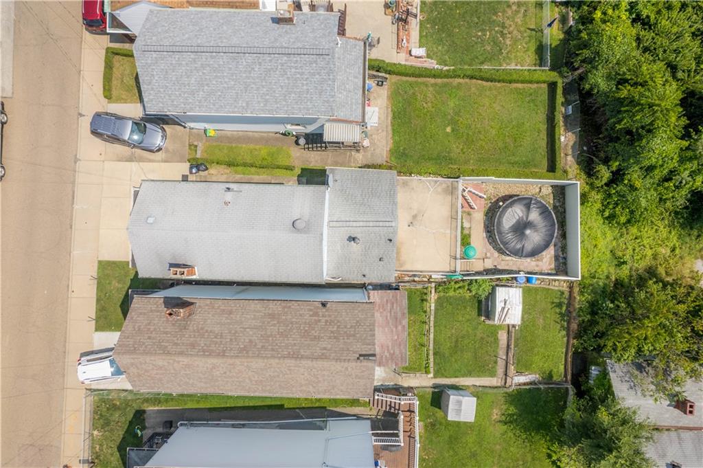 737 Railroad Street McKees Rocks, PA 15136 - Photo 15 of 17 view of rooftop