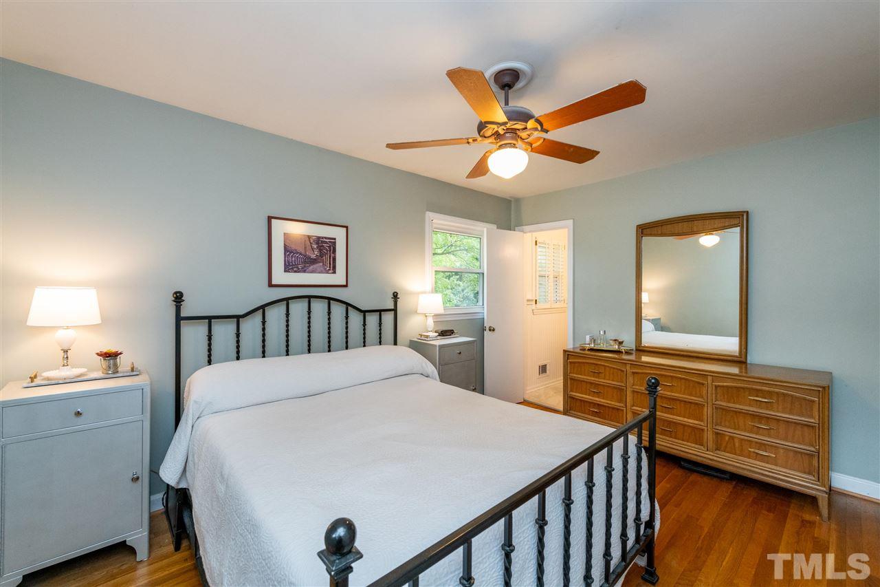 1409 Geneva Street Raleigh, NC 27606 - Photo 15 of 29