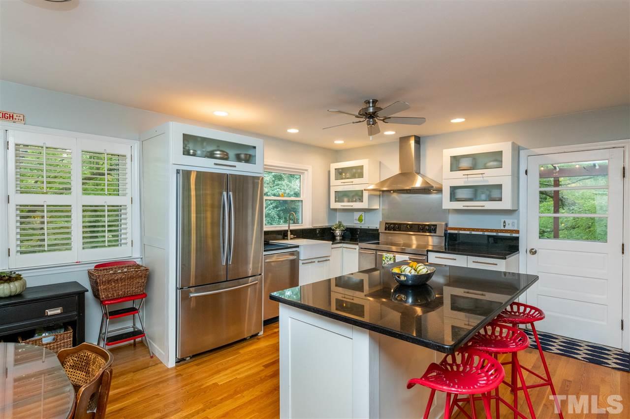 1409 Geneva Street Raleigh, NC 27606 - Photo 10 of 29