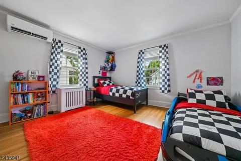 $899,000 | 14 Evergreen Place, Maplewood, NJ 07040