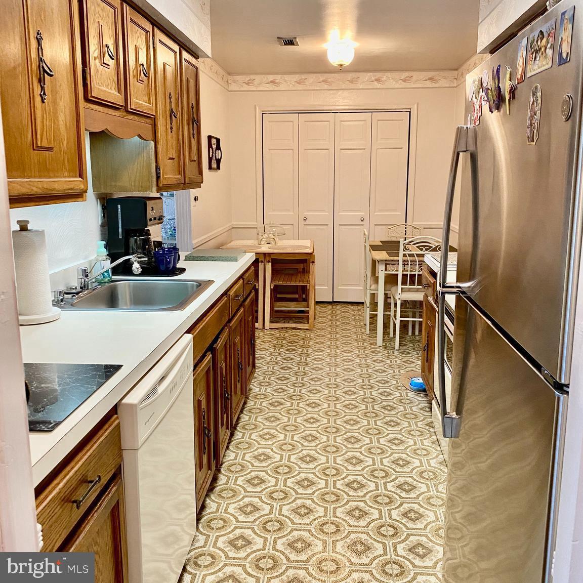 611 Haddonfield Commons Haddonfield, NJ 08033 - Photo 4 of 21