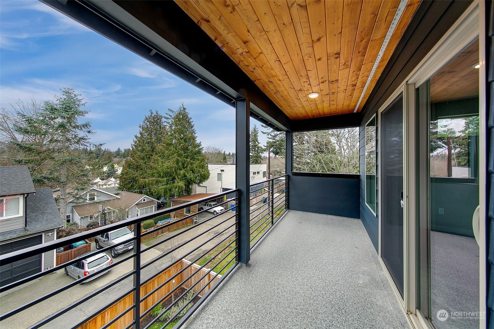 8435 22nd Avenue Southwest Seattle, WA 98106 - Photo 18 of 22