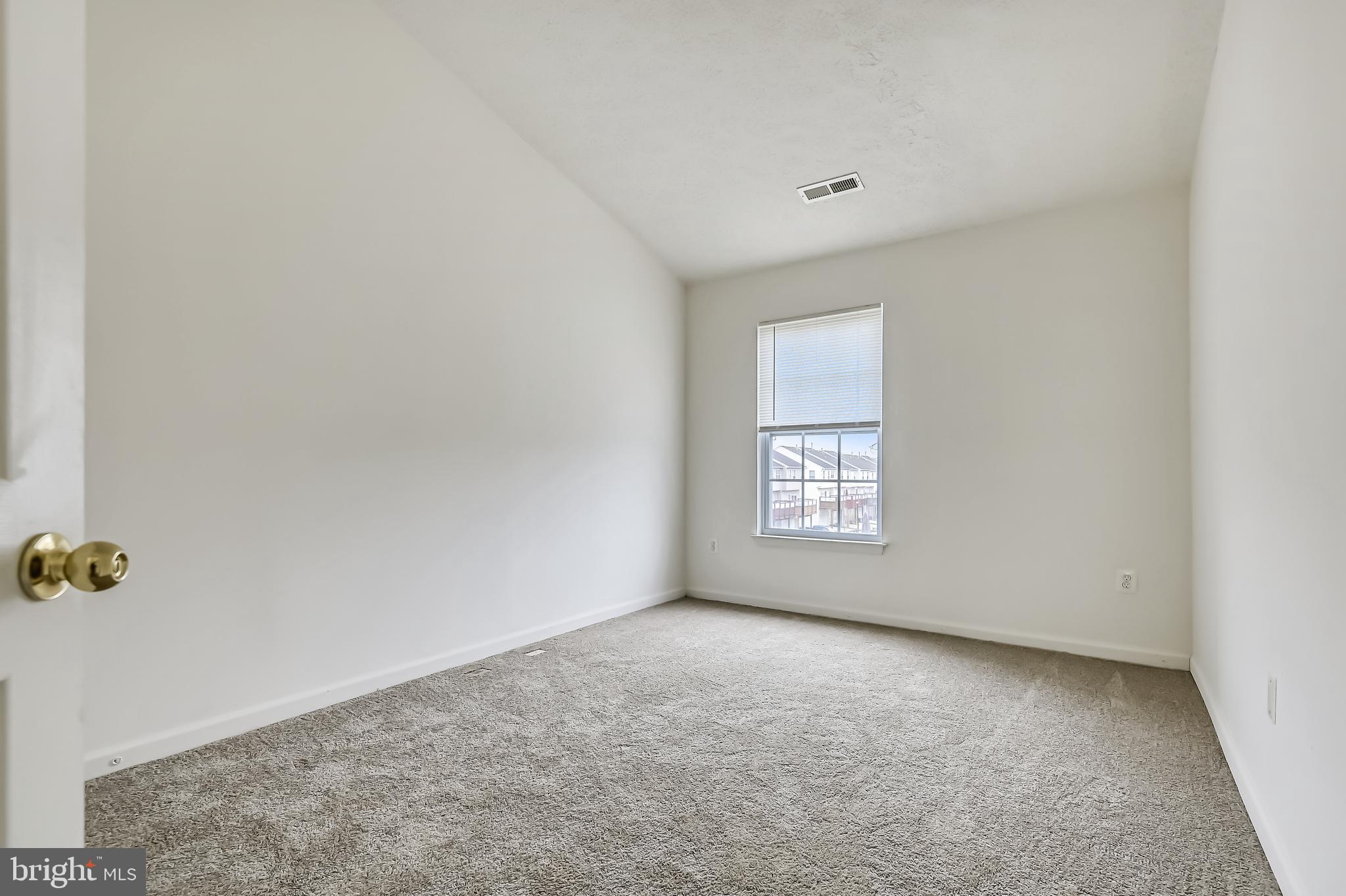 9601 Community Drive Baltimore, MD 21220 - Photo 31 of 39