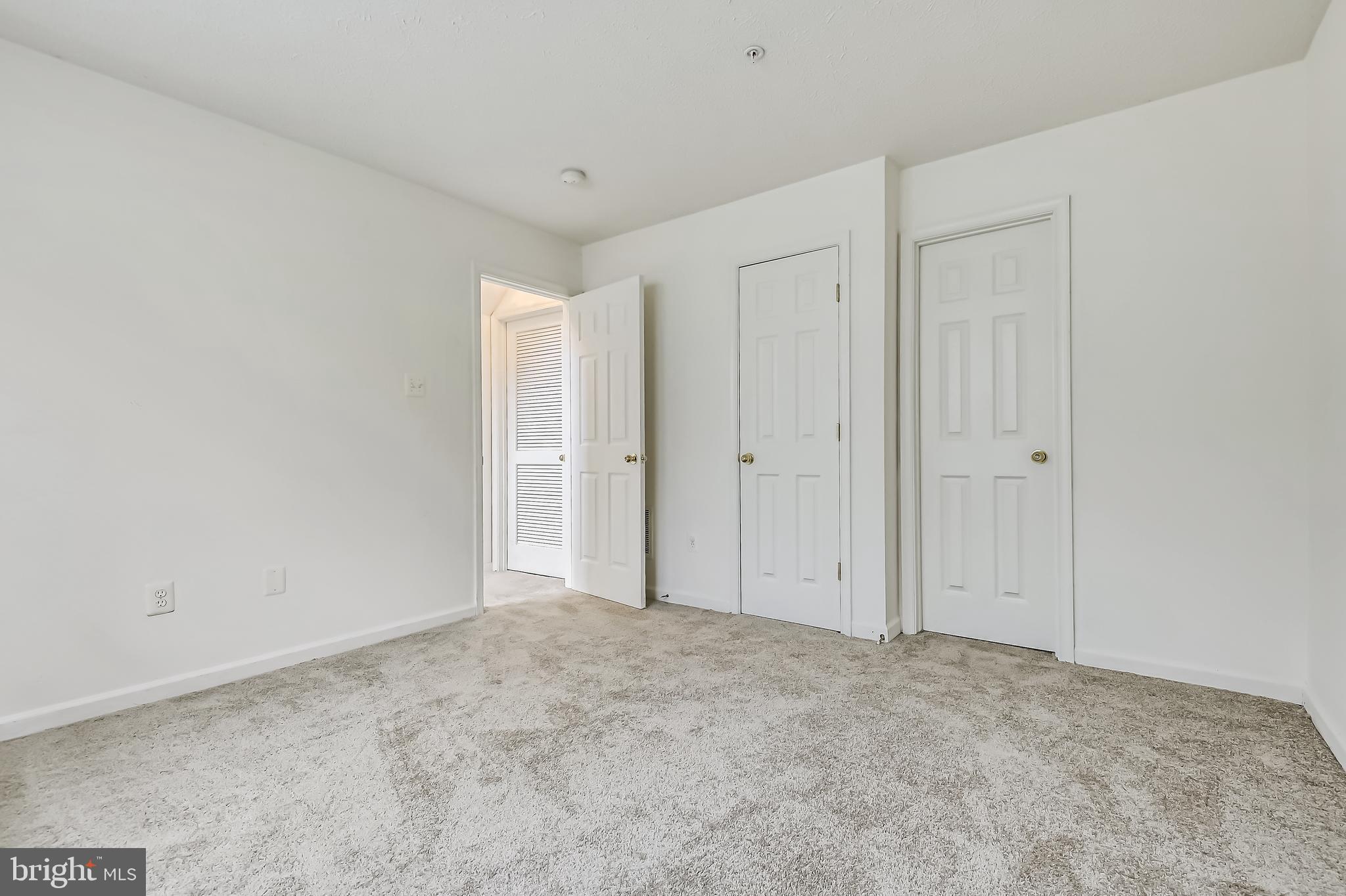 9601 Community Drive Baltimore, MD 21220 - Photo 5 of 39