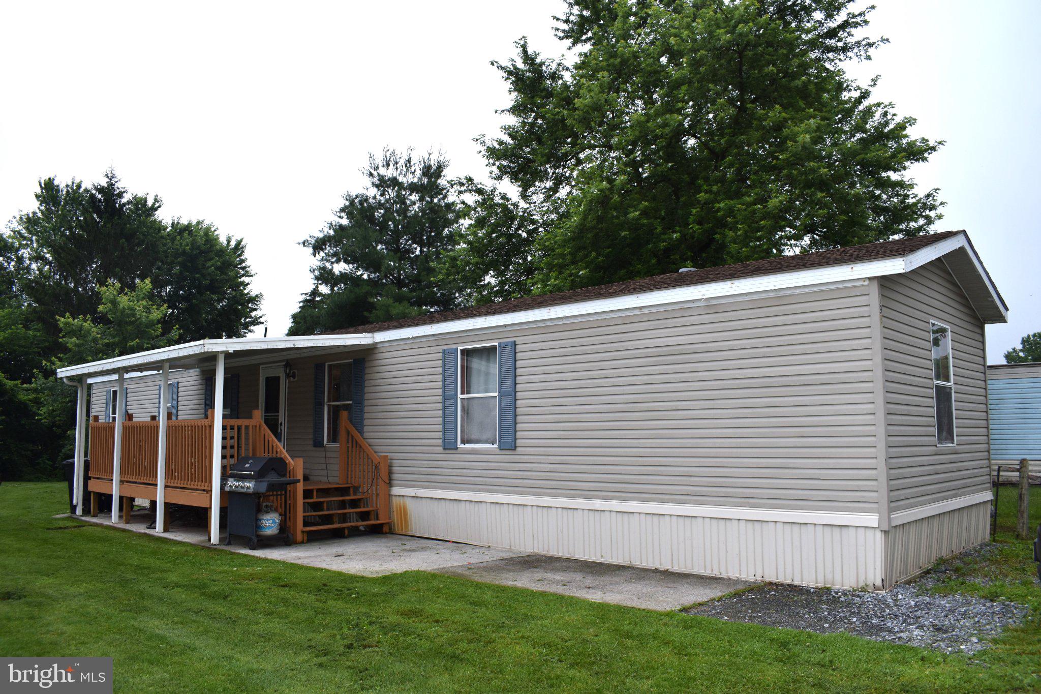 198 Rim Road Elizabethtown, PA 17022 - Photo 1 of 15 Gallery Image 1
