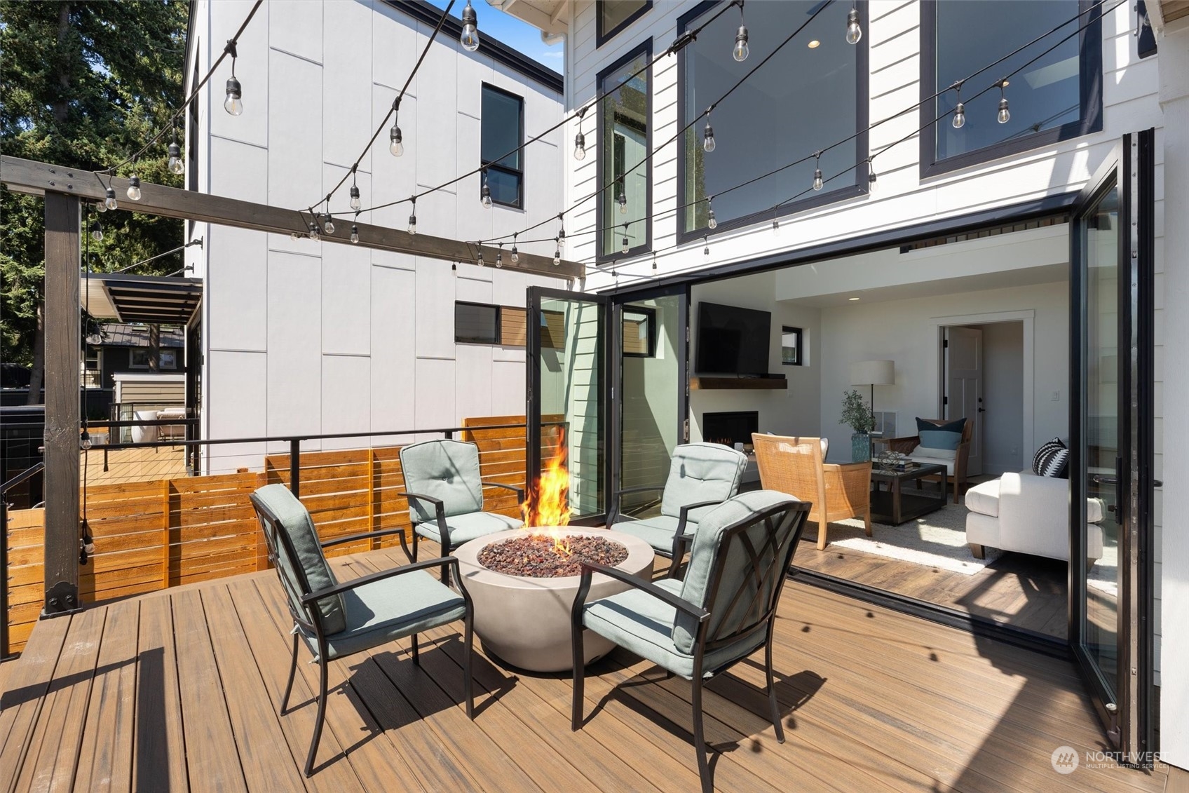 331 8th Avenue Kirkland, WA 98033 - Photo 19 of 40 a view of a patio with couches table and chairs