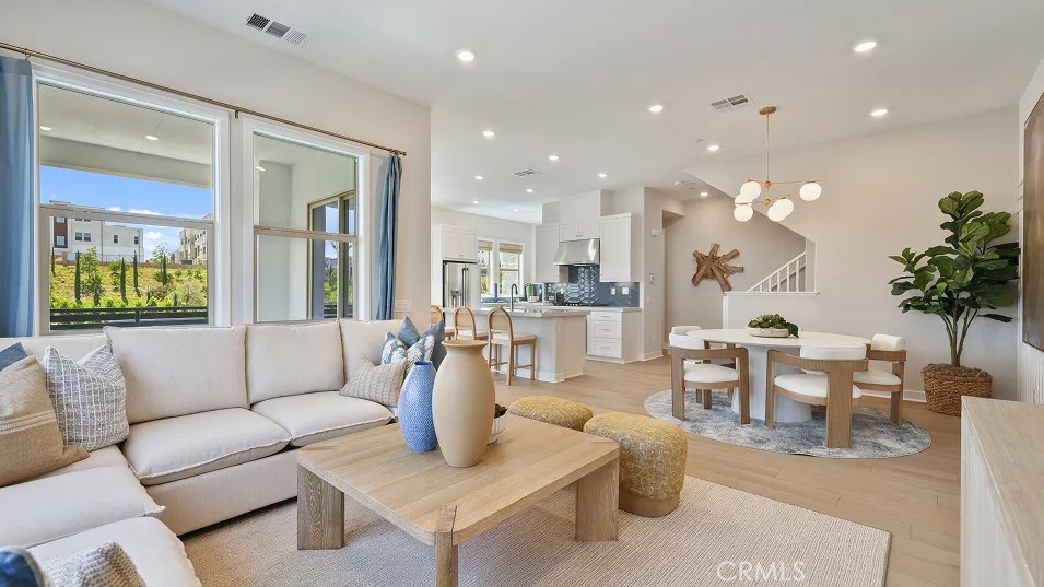 955 Walnut Terrace Montebello, CA 90640 - Photo 11 of 34 Photos shown are of model only- not actual homesite.