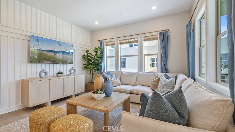 955 Walnut Terrace Montebello, CA 90640 - Photo 12 of 34 Photos shown are of model only- not actual homesite.