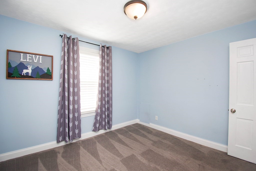 33 Highland Park Road Rutland, MA 01543 - Photo 19 of 36