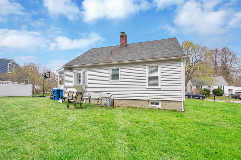 33 Highland Park Road Rutland, MA 01543 - Photo 3 of 36
